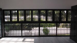 expandable security